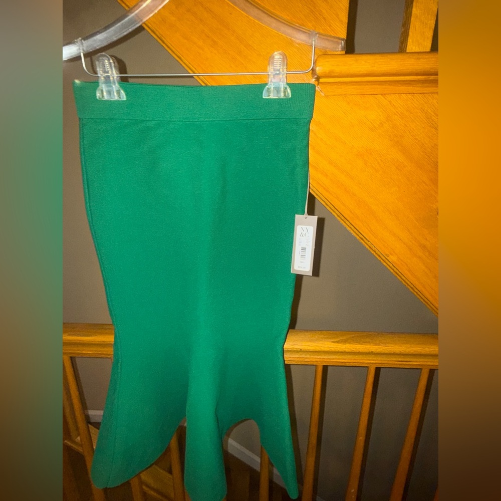 Eva Mendes for New York & Company Green Knit Midi Flared Hem Skirt